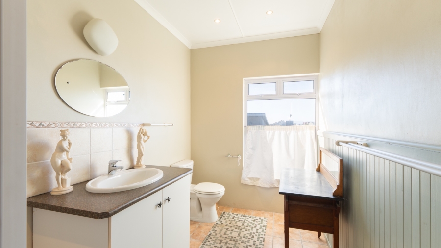 5 Bedroom Property for Sale in Sunny Seas Estate Western Cape